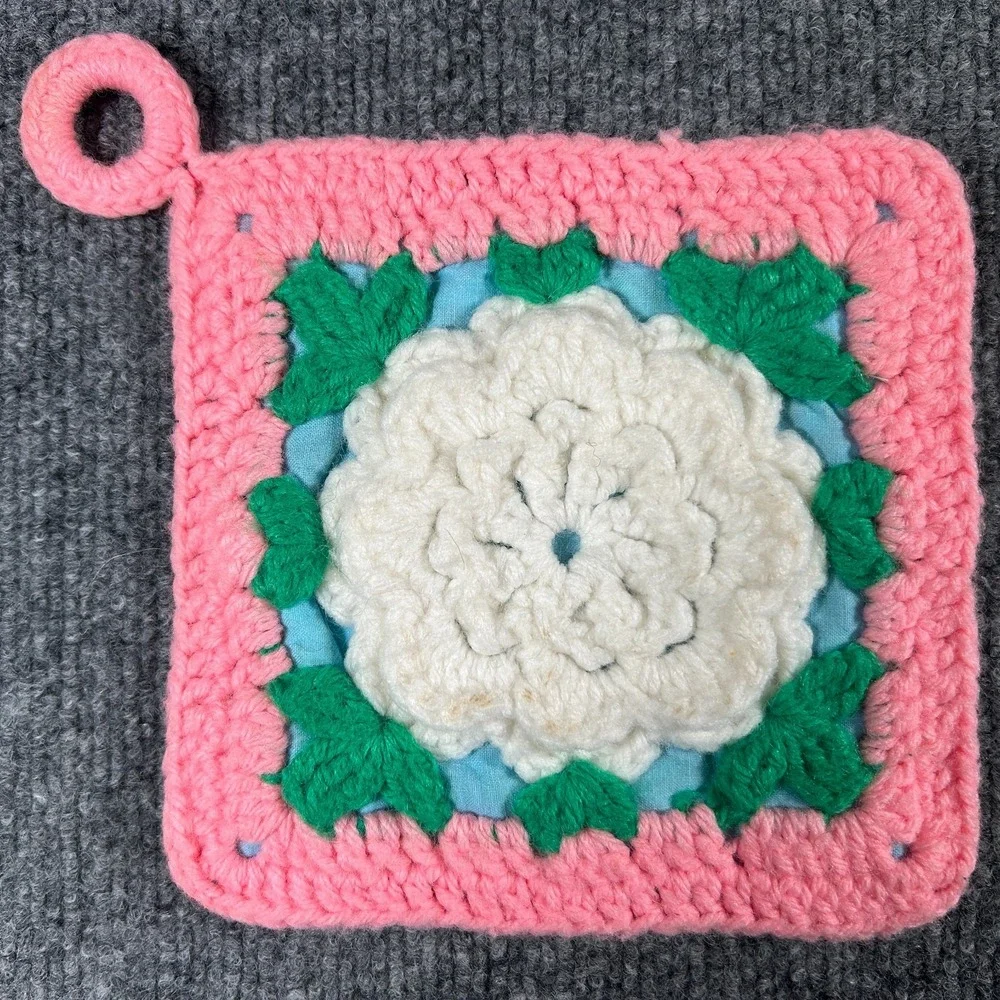 Vintage Set Of 4 Handmade Crocheted 3D Rose Potholders Irish Cabbage Grandmacore